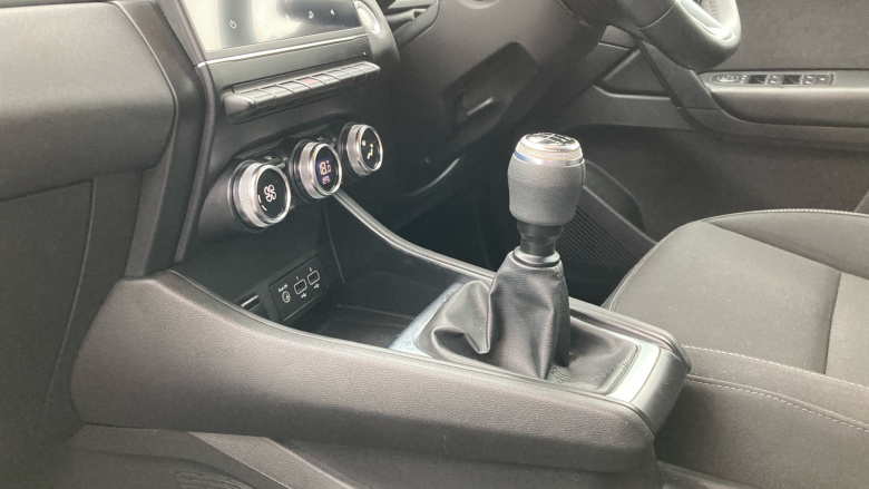 Renault Captur 1.0 TCE 100 Iconic 5dr Petrol Hatchback